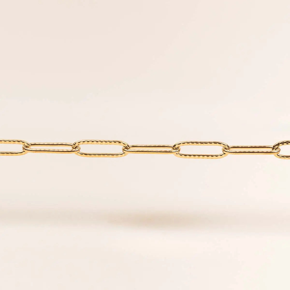 Bracelet maillons fins texturés - Alice - Acier doré