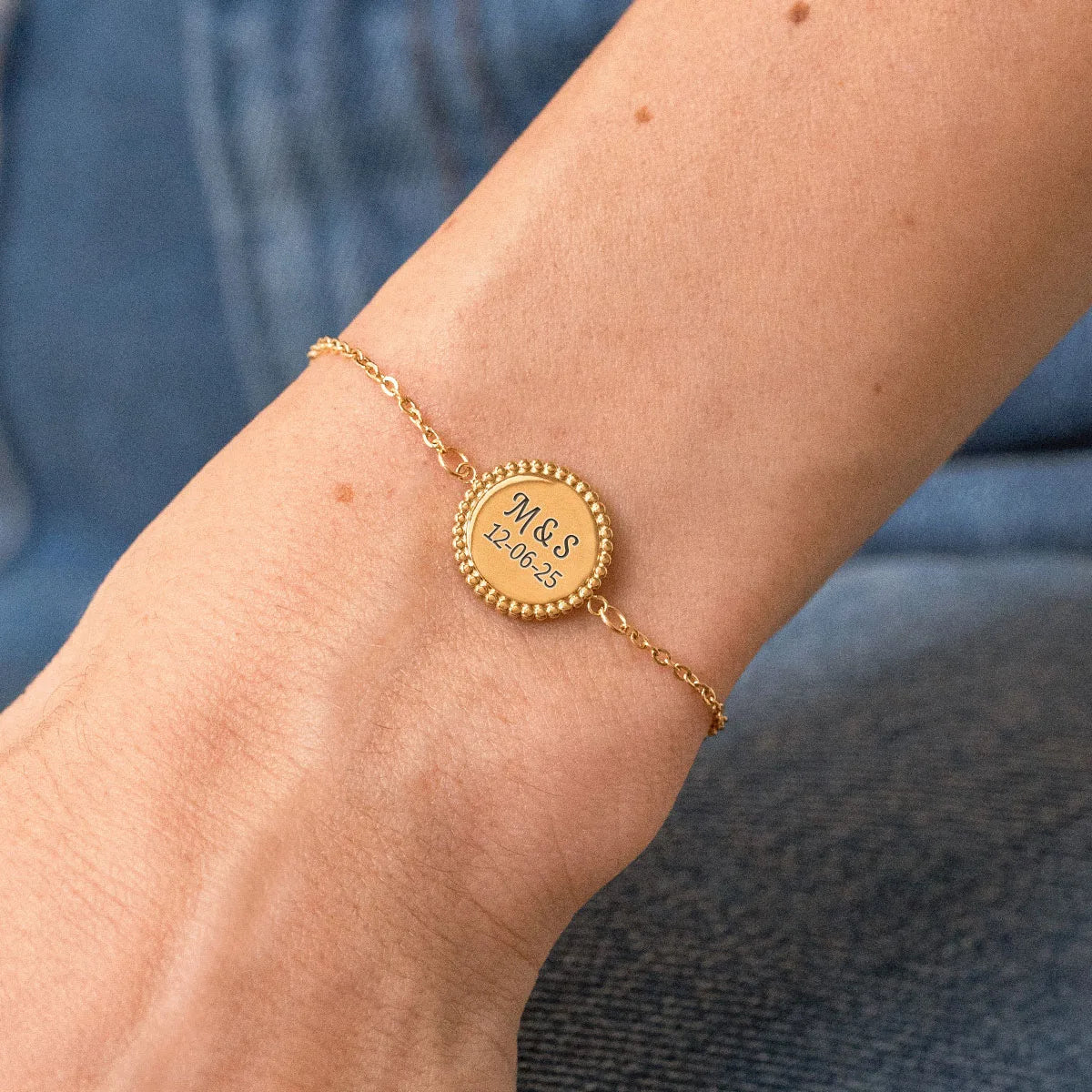 Bracelet médaille Soleil à personnaliser - Doré