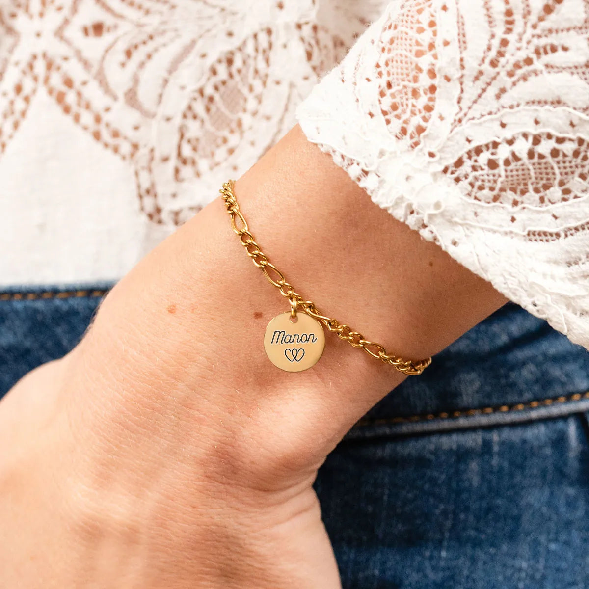 Bracelet chaîne figaro médaille à personnaliser - Doré