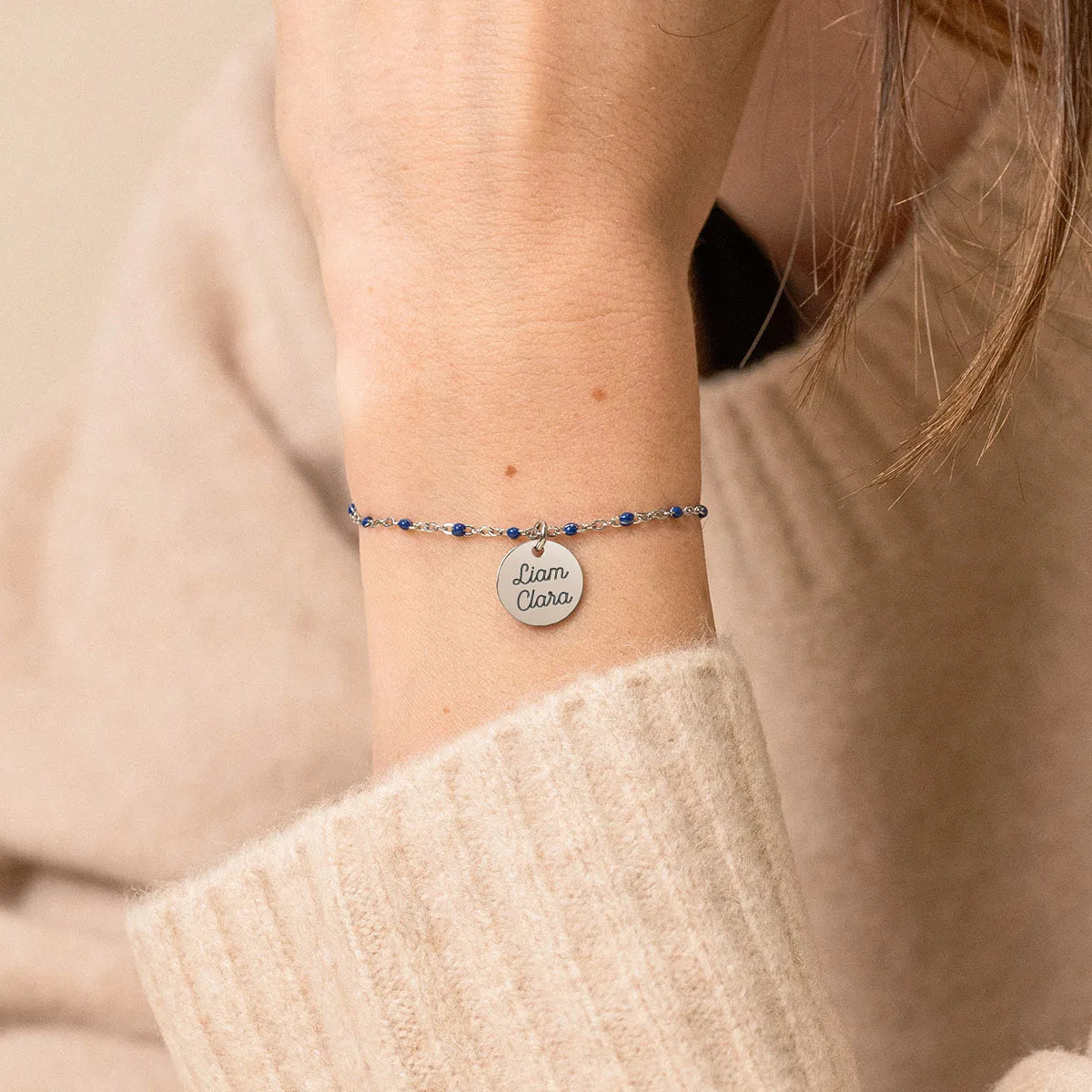 Bracelet chaîne perlée avec médaille à personnaliser - Acier