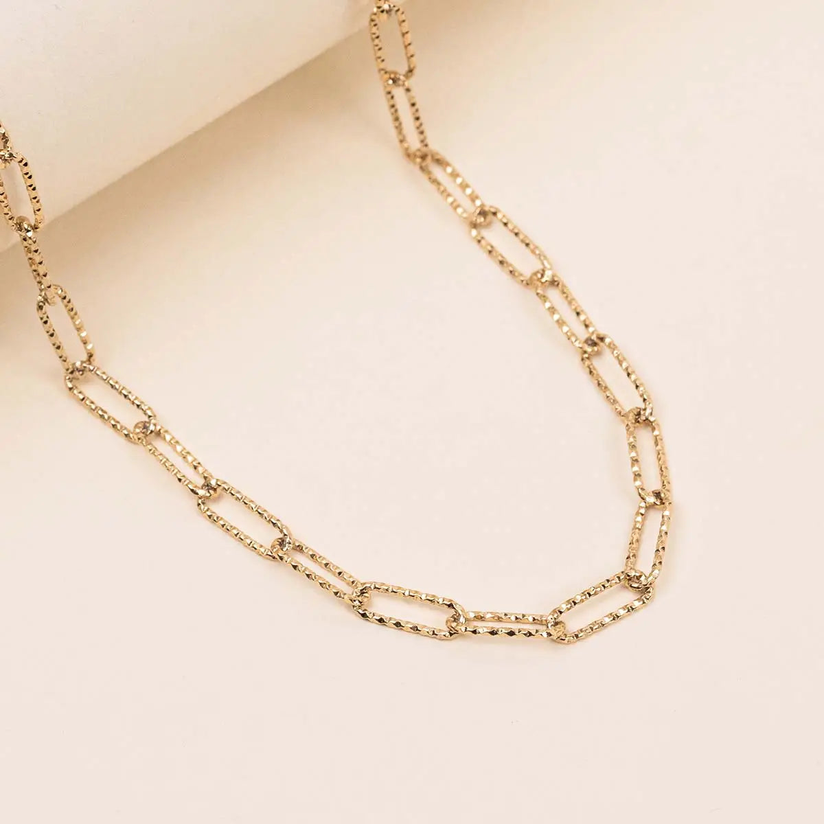 Collier à maillons texturés - Mathilde - Acier doré