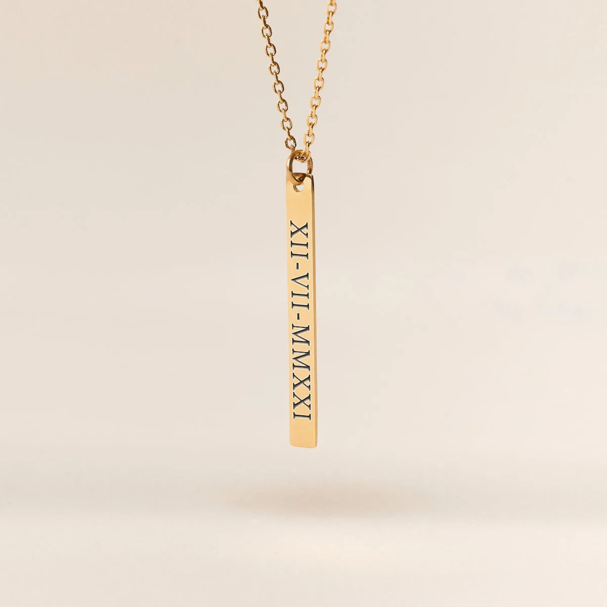 Collier plaque fine à personnaliser - Doré