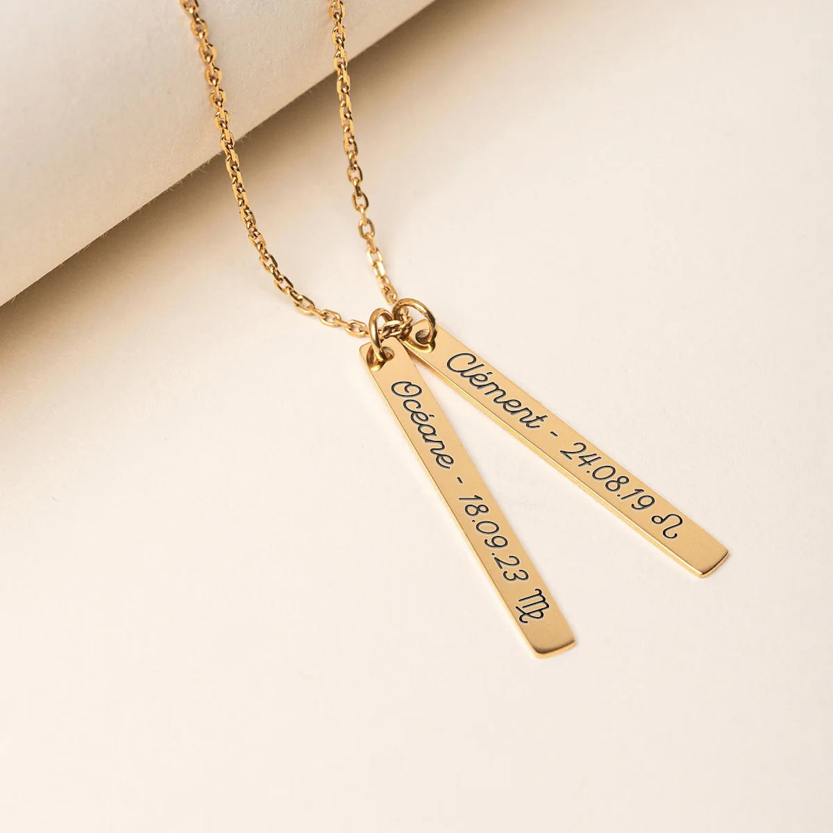 Collier plaque fine à personnaliser - Doré