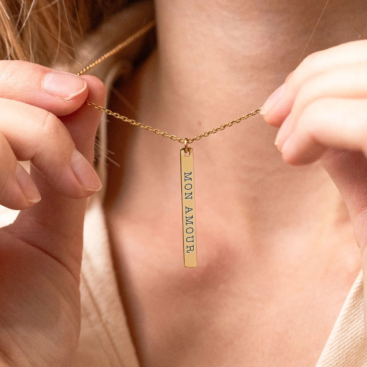 Collier plaque fine à personnaliser - Doré