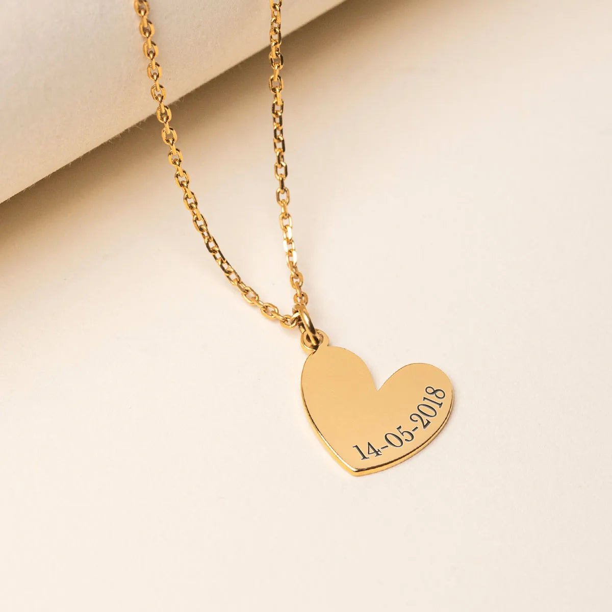 Collier médaille Coeur à personnaliser - Doré