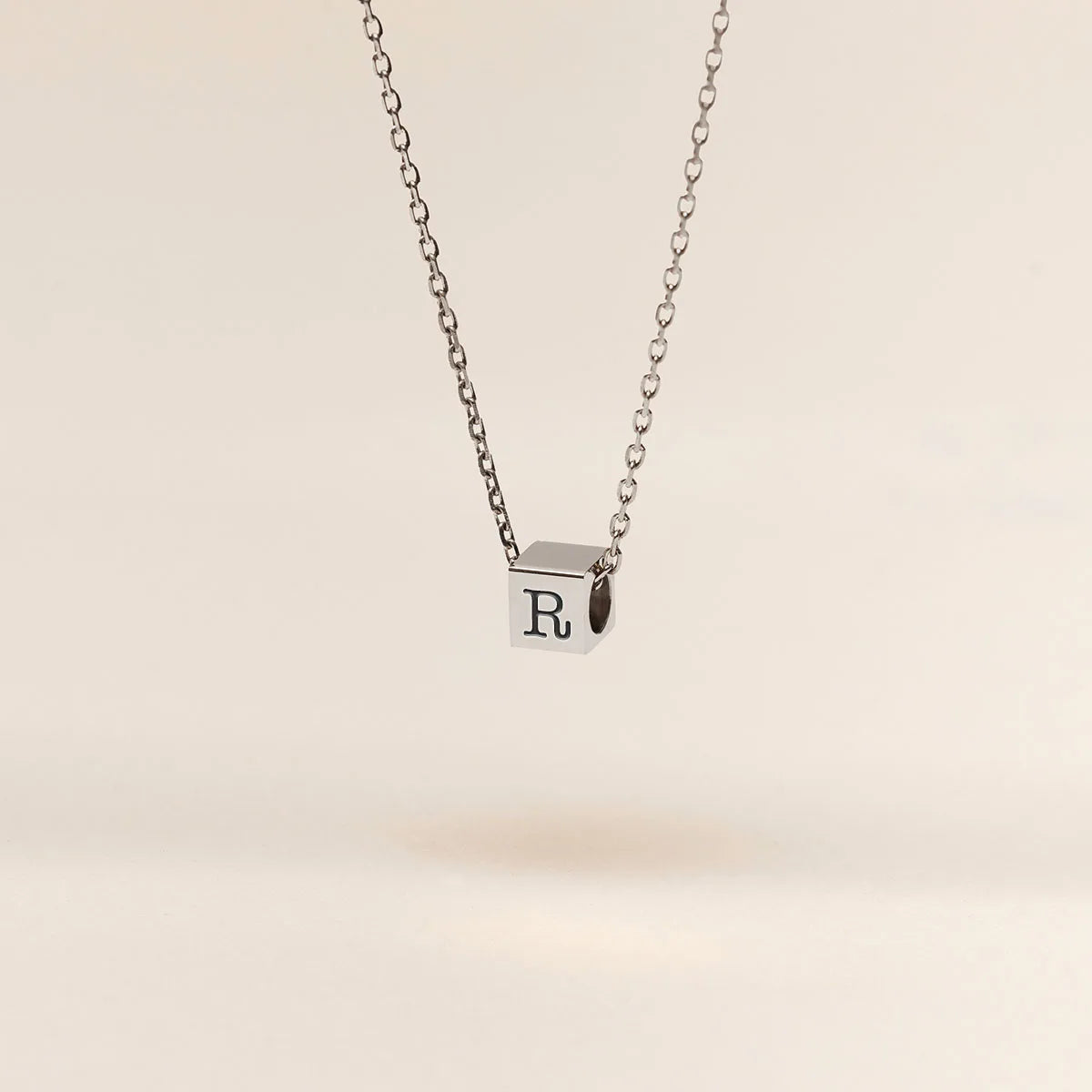Collier petit cube à personnaliser - Acier