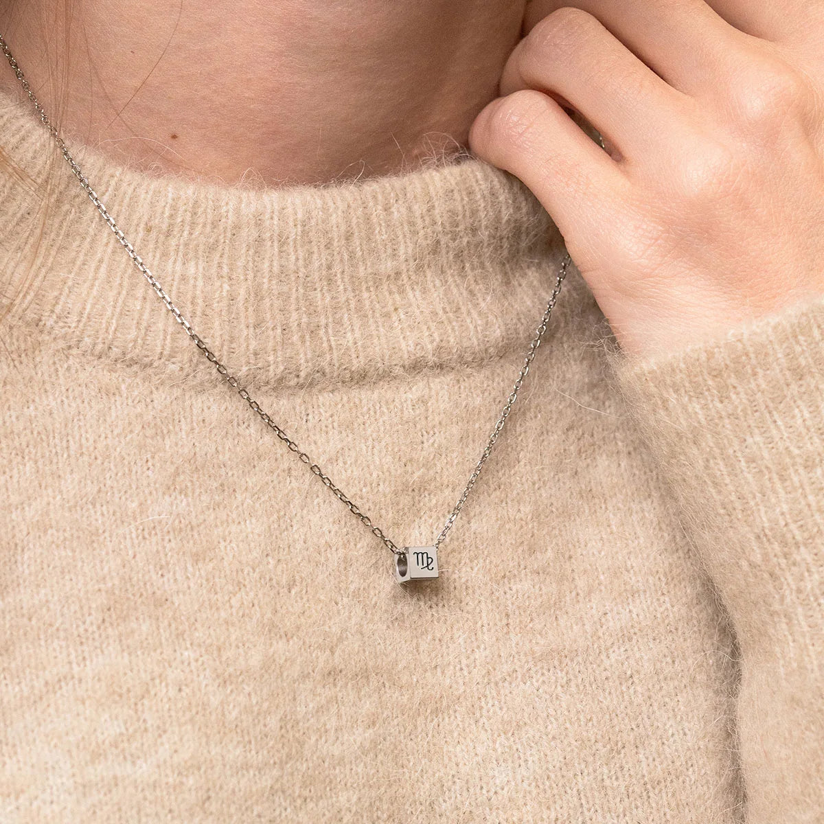 Collier petit cube à personnaliser - Acier