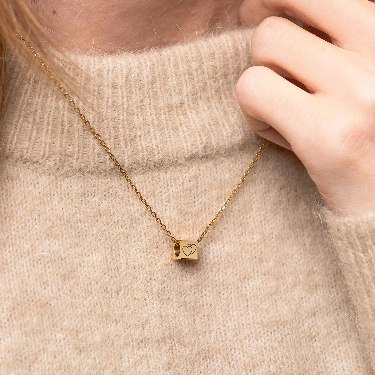 Collier petit cube à personnaliser - Doré