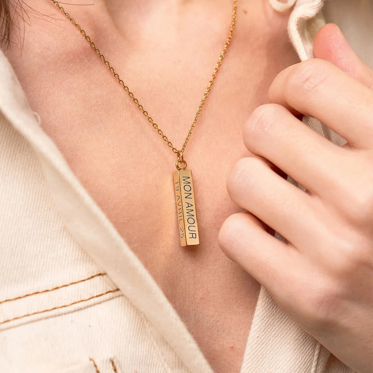 Collier barre à personnaliser - Doré