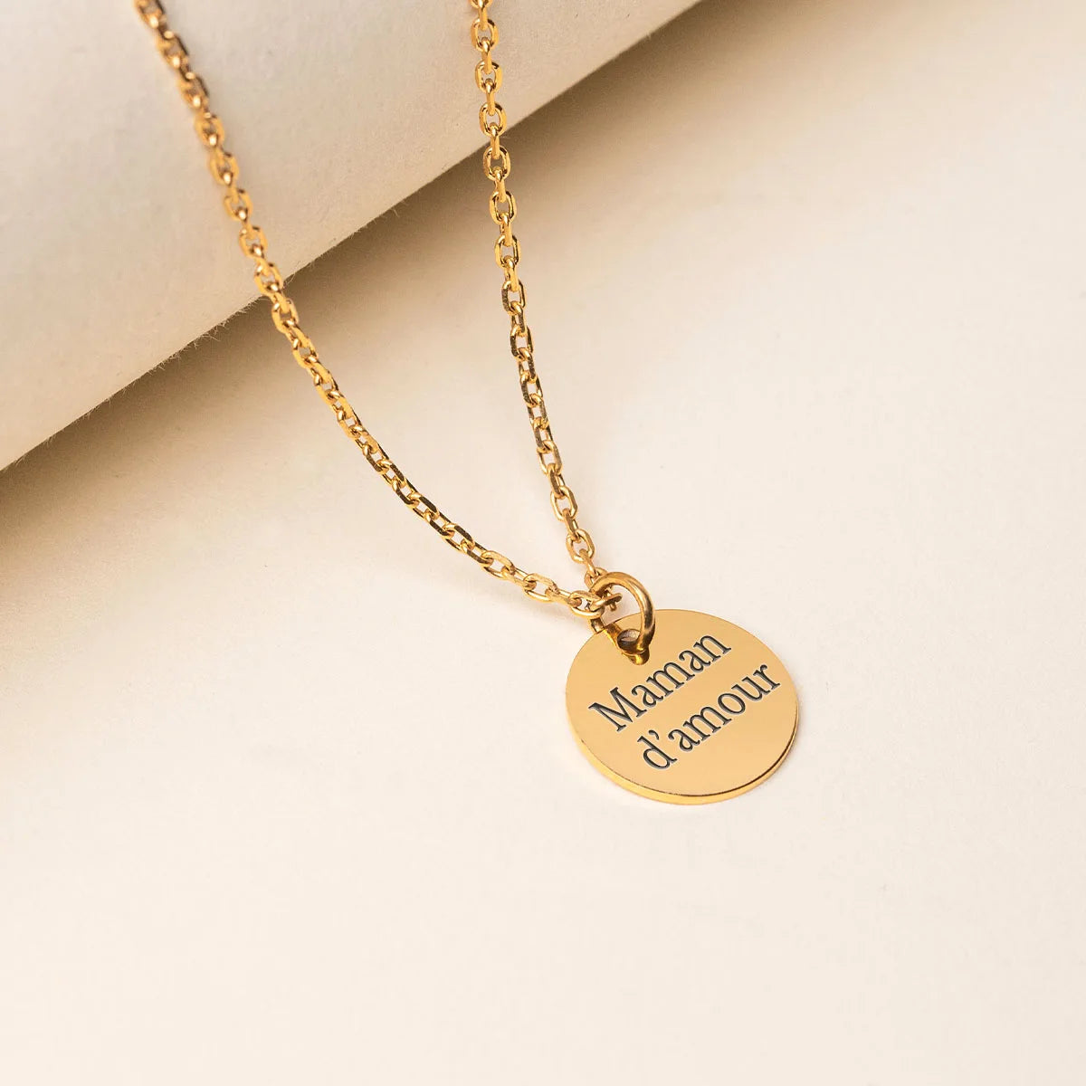 Collier médaille à personnaliser - Doré