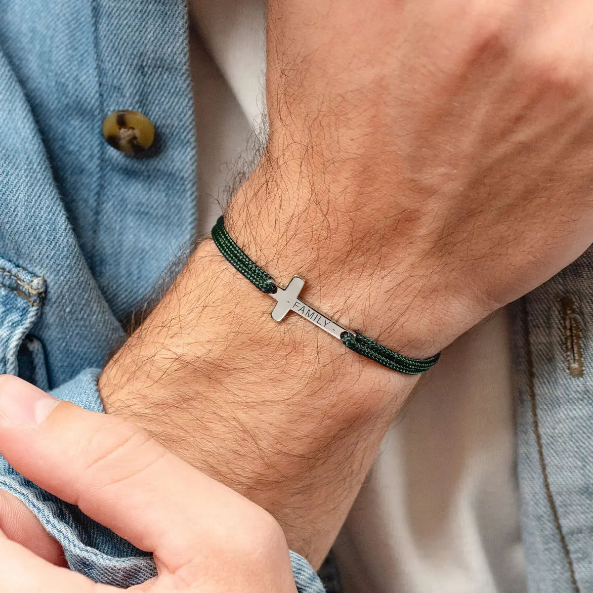 Bracelet cordon croix à personnaliser - Acier