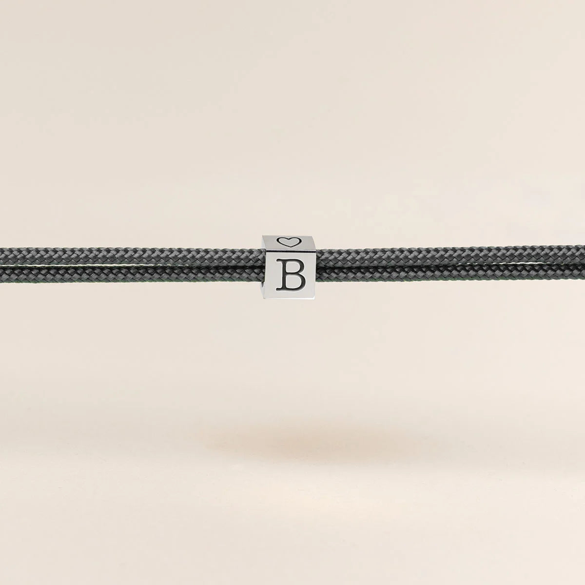 Bracelet femme cordon petit cube à personnaliser - Acier