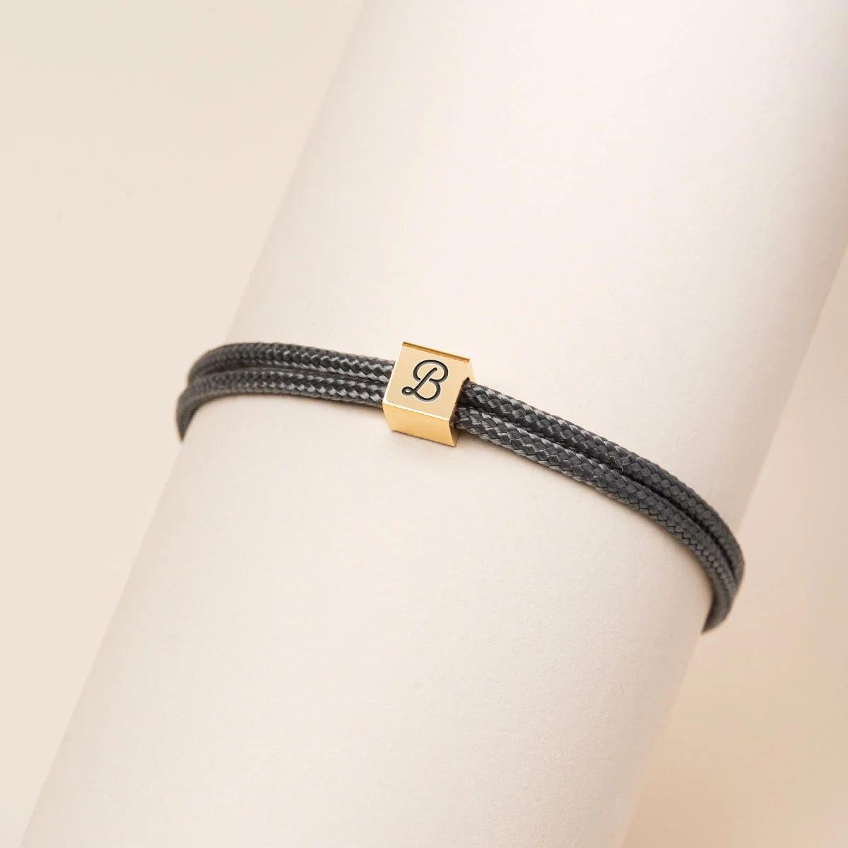Bracelet femme cordon petit cube à personnaliser - Doré