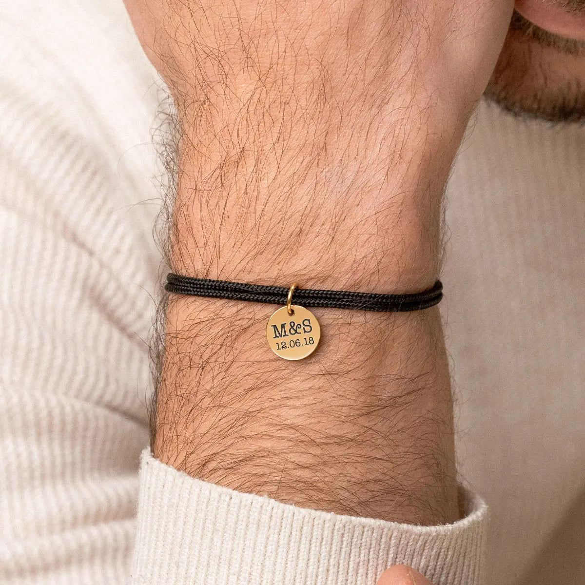 Bracelet double cordons Médaille à personnaliser - Doré