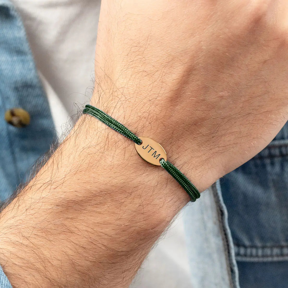 Bracelet cordon médaille ovale à personnaliser - Doré