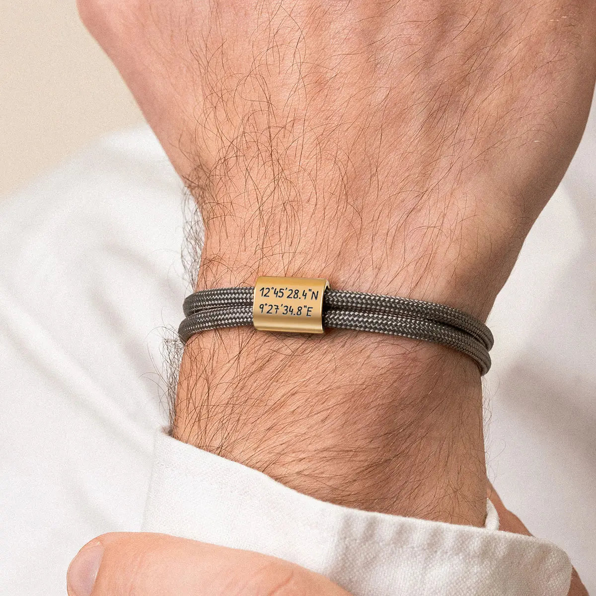 Bracelet cordon Plaque à personnaliser - Doré