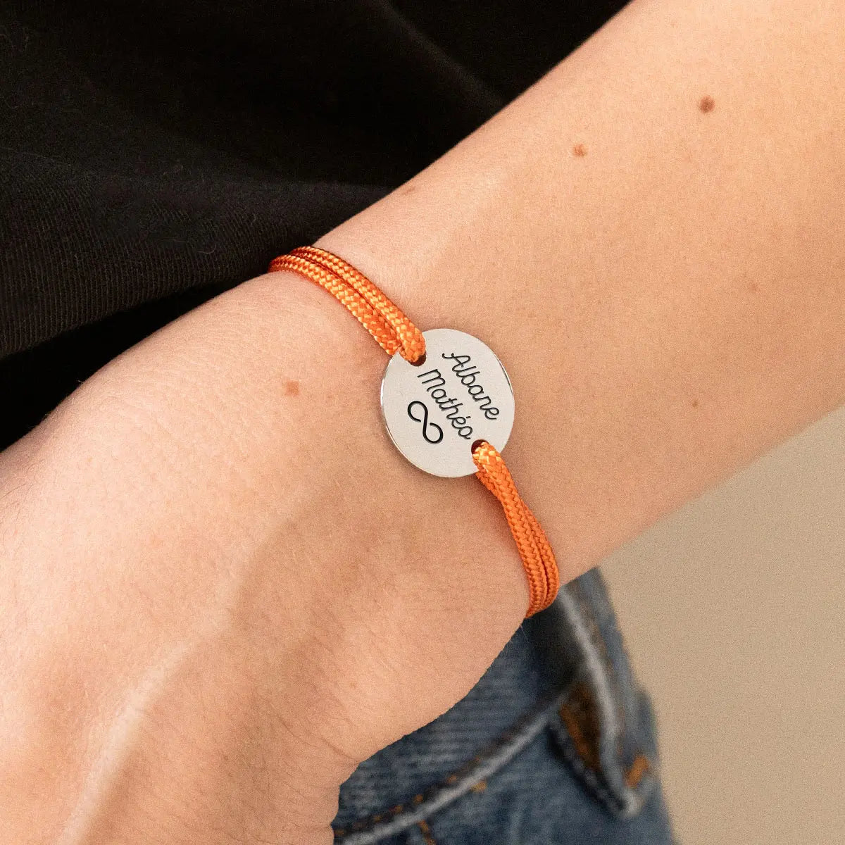 Bracelet femme cordon médaille à personnaliser - Acier