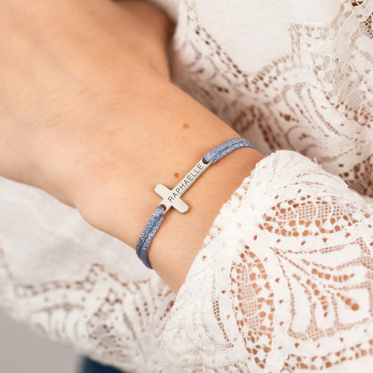 Bracelet croix femme cordon scintillant à personnaliser - Acier