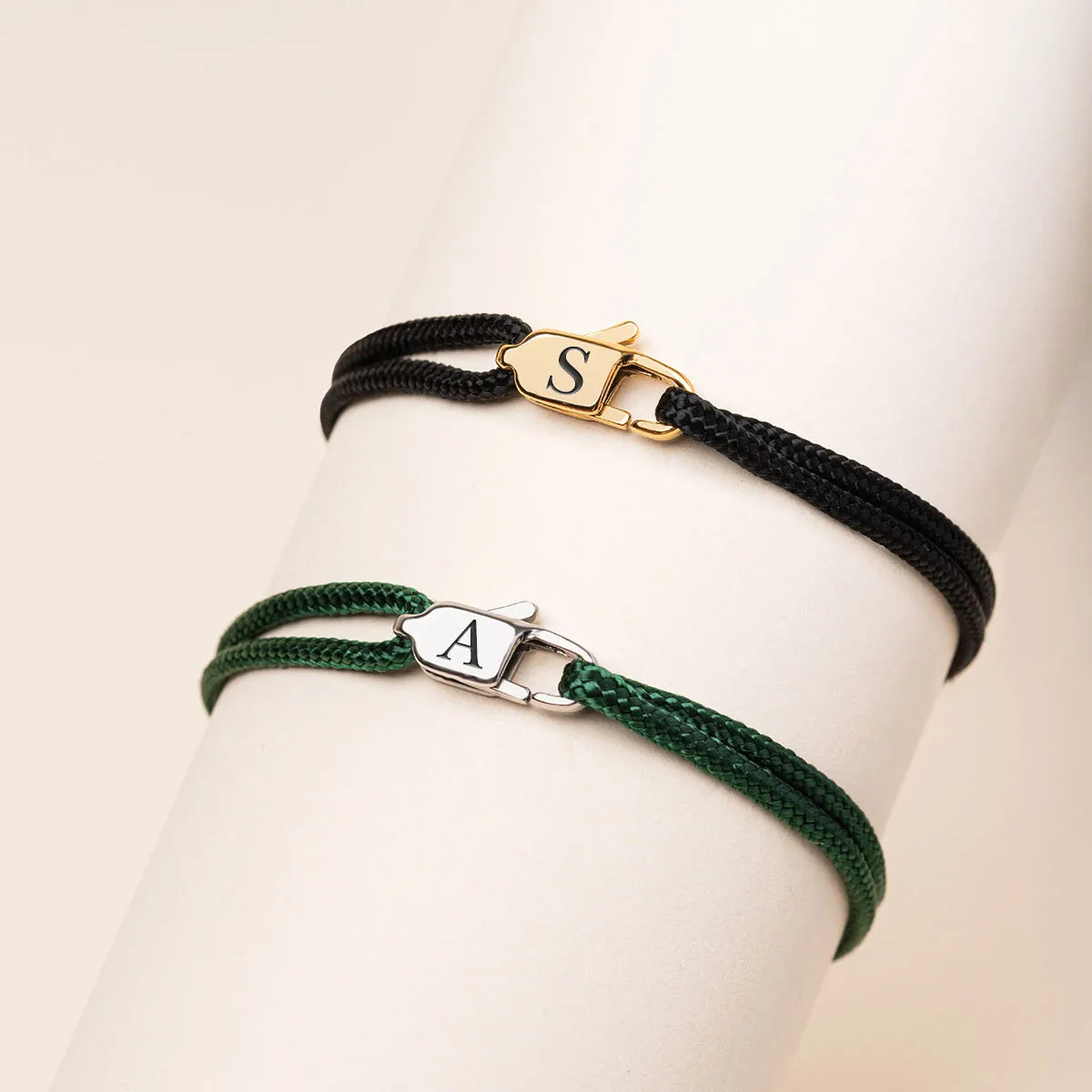 Duo de bracelets cordon Mousqueton à personnaliser