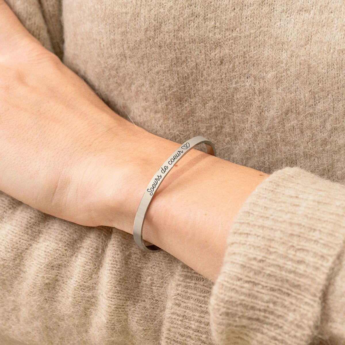 Bracelet jonc barre à personnaliser - Acier