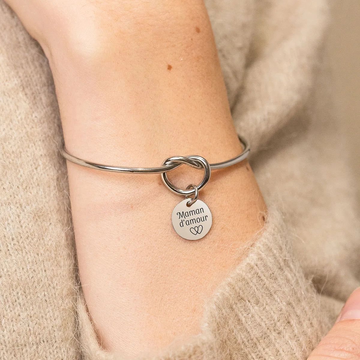 Bracelet jonc noeud médaille à personnaliser - Acier