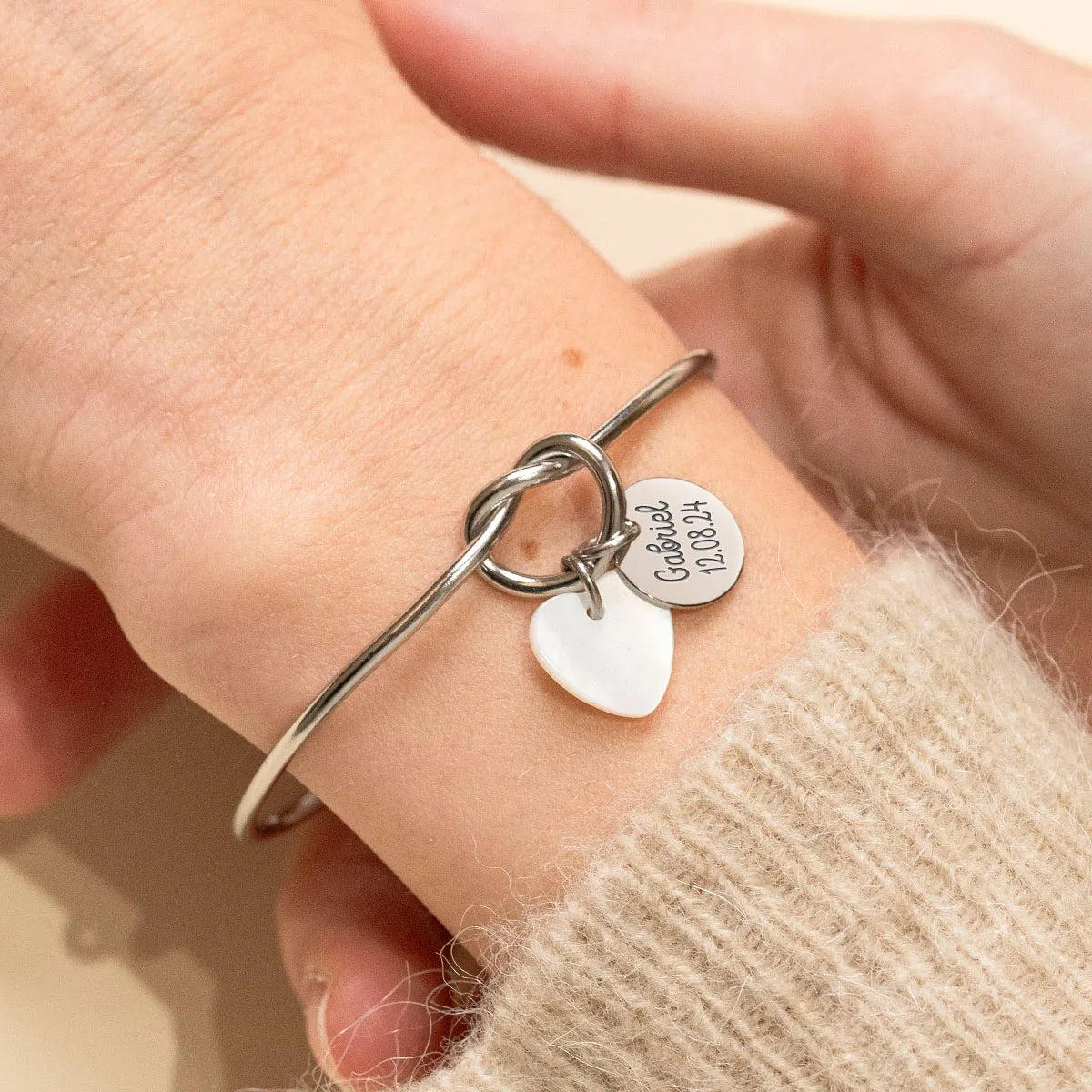 Bracelet jonc noeud médaille à personnaliser - Acier