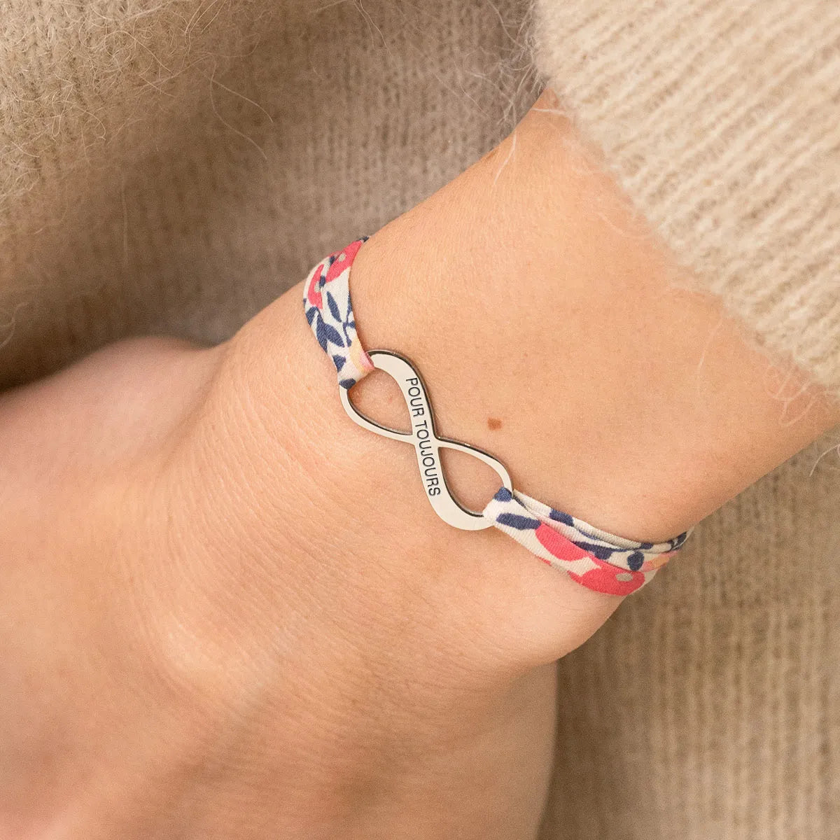 Bracelet Liberty médaille Infini à personnaliser - Acier