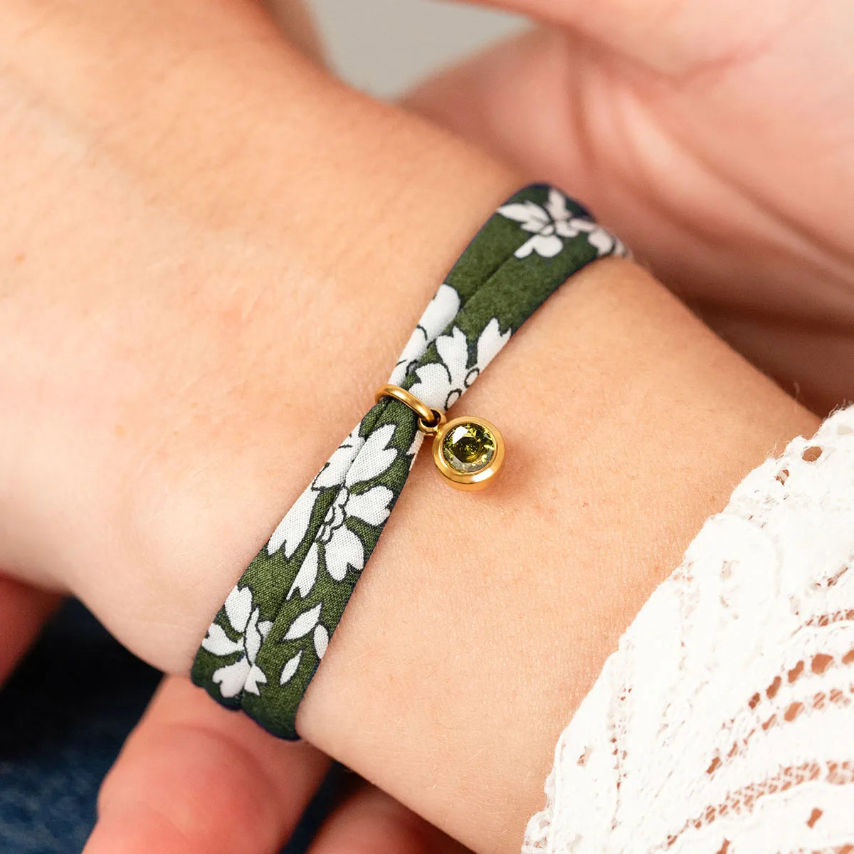 Bracelet Liberty et pierre de naissance - Doré